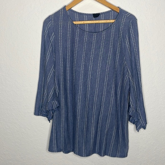 W5 Soft Blouse - Picture 1 of 4